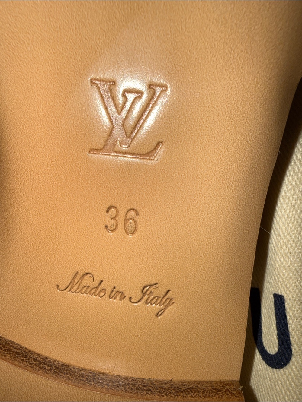 Louis Vuitton authentic silver slide mules sandals - Picture 11 of 15